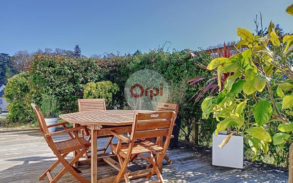 Maison à vendre    6 pièces •  Theix