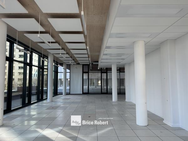 Location bureaux neufs Lyon 3ème avec rooftop et terrasses privatives