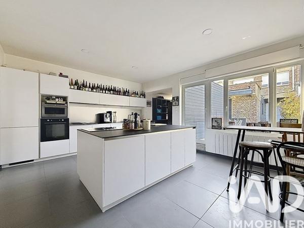 Immeuble à vendre 375 m² Halluin