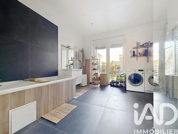 Immeuble à vendre 375 m² Halluin