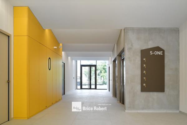 Bureaux à louer avec terrasses à Lyon 9ème dans immeuble moderne