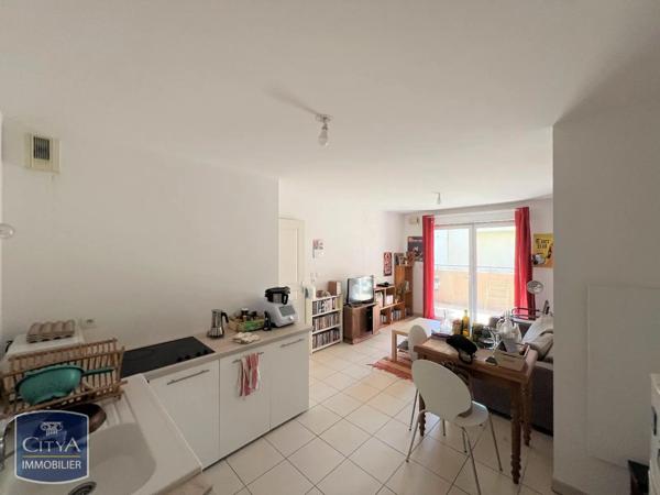 Appartement à louer 2 pièces 37.83m² Avignon (84000)