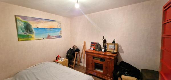 Appartement de 49 m², 1 chambre au 9ème étage avec ascenseur