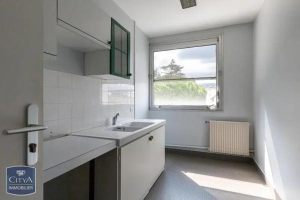 Location local commercial 78m²