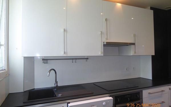 Appartement à louer    1 pièce •  Sèvres