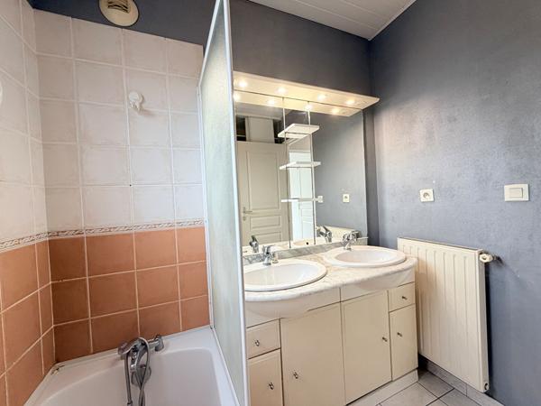 APPARTEMENT T4 BALCON 2 PLACES DE PARKING - ALBI JARLARD