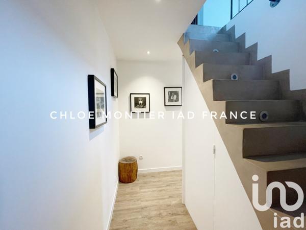 Appartement 3 pièces de 74 m² à Carqueiranne (83320)