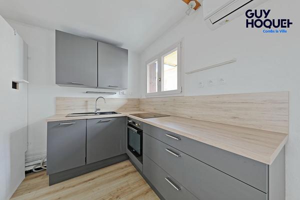DUPLEX de 50 m², 2 BALCONS, CLIMATISATION, PARKING, CAVE