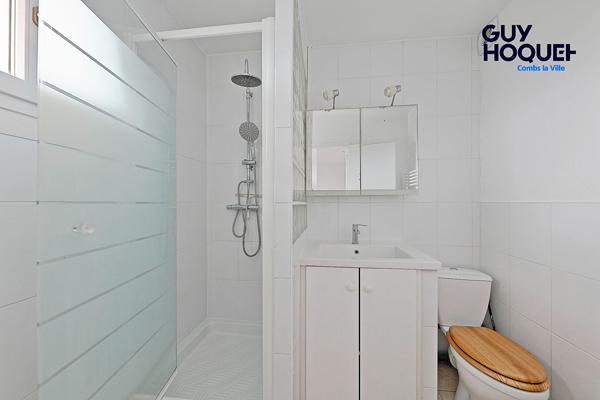 DUPLEX de 50 m², 2 BALCONS, CLIMATISATION, PARKING, CAVE