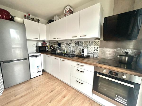 Appartement Poissy 3 pièce(s) 62 m2 232 000 € **  - Référence  9004