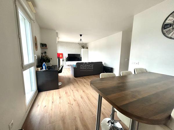 Appartement Poissy 3 pièce(s) 62 m2 232 000 € **  - Référence  9004