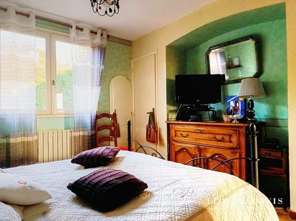 Maison individuelle 146 m² (125 m² habitables) – Vue dégagée, quartier calme, prestations soignées