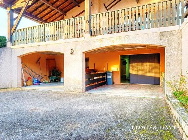 Maison individuelle 146 m² (125 m² habitables) – Vue dégagée, quartier calme, prestations soignées