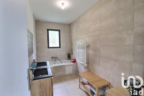 Maison à vendre 4 pièces 100 m² Roquevaire