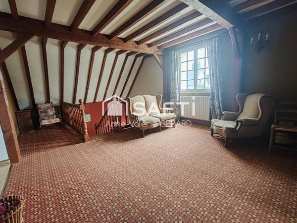 Pavillon 216m² 6chbs avec grand sous sol et jardin