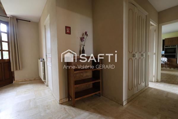 Pavillon 216m² 6chbs avec grand sous sol et jardin