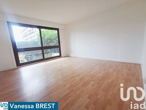 Appartement 3 pièces de 73 m² à Chilly-Mazarin (91380)