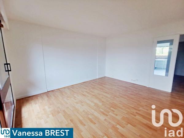 Appartement 3 pièces de 73 m² à Chilly-Mazarin (91380)