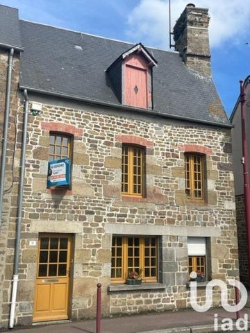 Maison de village 3 pièces de 58 m² à Tessy Bocage (50420)