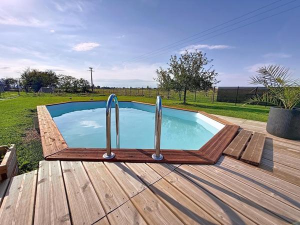 À vendre – Maison familiale rénovée avec piscine, balcon et dépendance – Sainte-Barbe (57640)