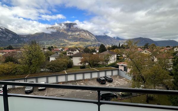 Appartement à louer    3 pièces • 57,97 m2 Saint-Égrève