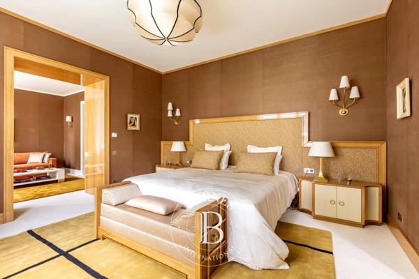 Paris 7ème, Appartement 4 Chambres -  418 m² à vendre