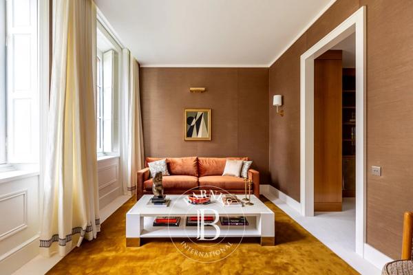 Paris 7ème, Appartement 4 Chambres -  418 m² à vendre