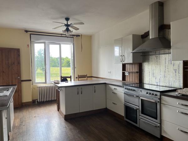 Maison à vendre 129 600 € Bord-Saint-Georges 3 p 147 m² DPE E