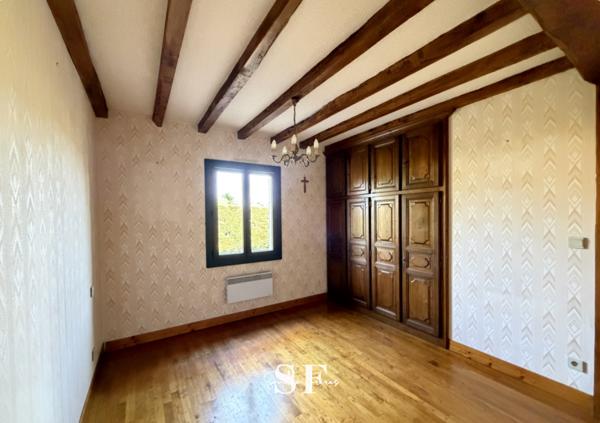Maison 5 pièce(s) 3 chambre(s) 124 m²
