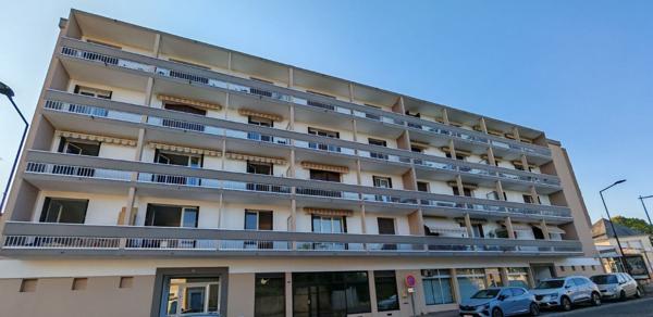 EN VENTE - FOURCHAMBAULT - APPARTEMENT en résidence 2 CHAMBRES