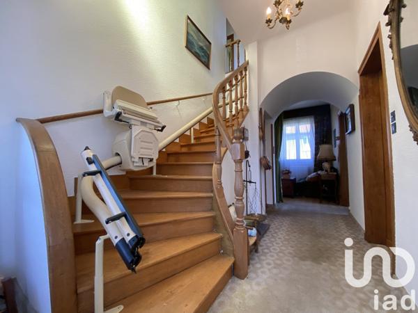 Maison 7 pièces de 180 m² à Guéret (23000)