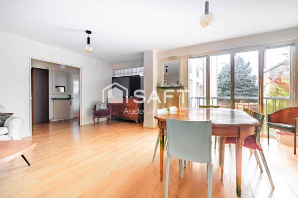 RUE DE MONTREUIL : Superbe appartement-4 chambres
