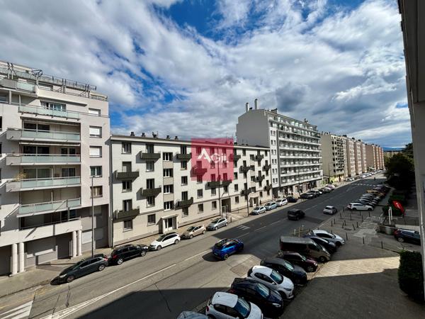 GRENOBLE : T3 de 56m² avec balcon