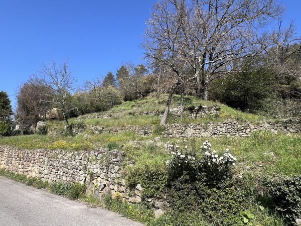 Terrain constructible 785 m² – Vue panoramique – Permis accordé