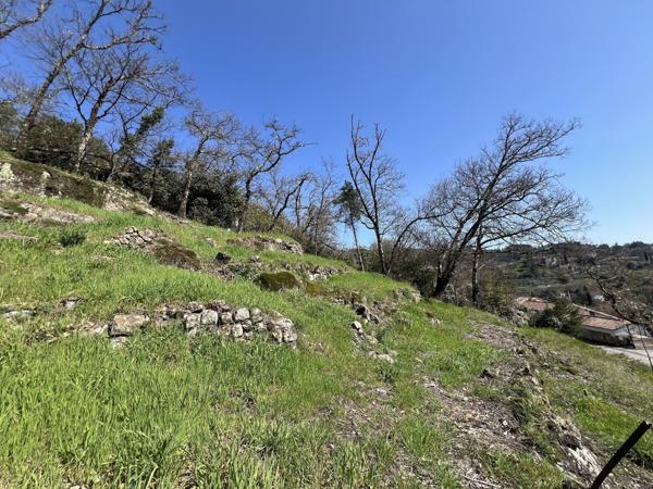 Terrain constructible 785 m² – Vue panoramique – Permis accordé