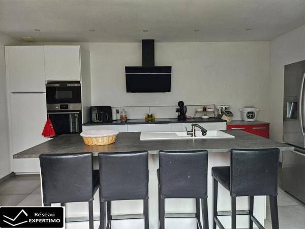 Romans-sur-Isère (26100) Grande maison plain pied Romans