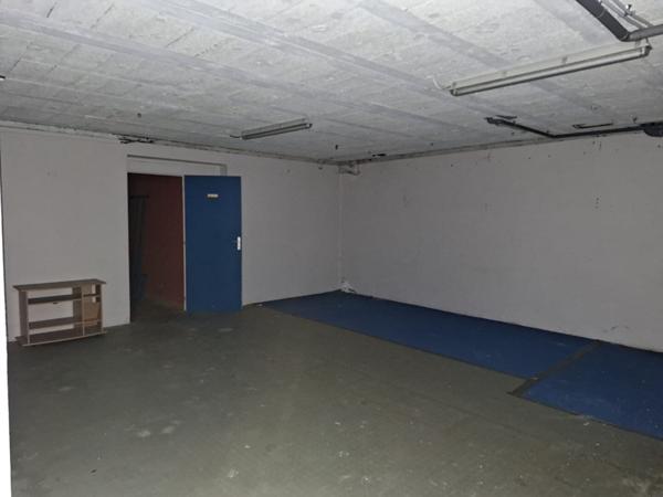 LOFT POTENTIEL EXCEPTIONNEL : Plateau de 460 m²  sur sous-sol