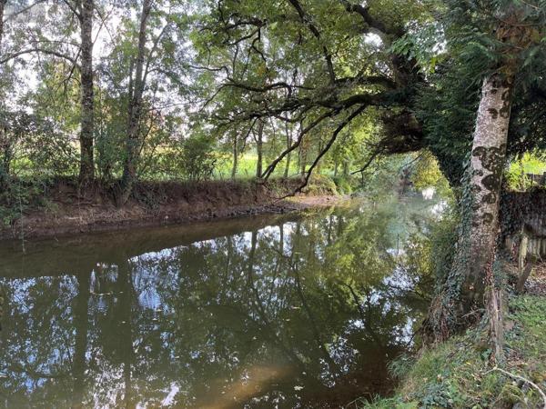 Maison à vendre à Montbizot dans la Sarthe (72380), ref : 72126-3097