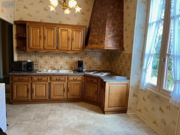 Maison à vendre à Montbizot dans la Sarthe (72380), ref : 72126-3097