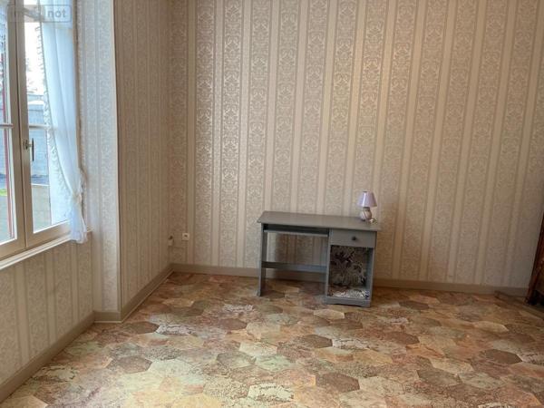 Maison à vendre à Montbizot dans la Sarthe (72380), ref : 72126-3097