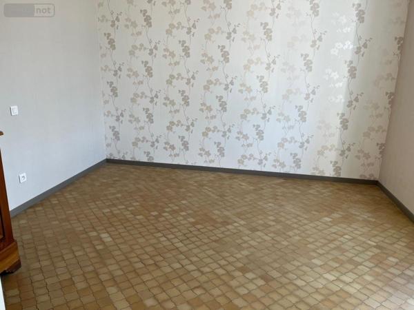 Maison à vendre à Montbizot dans la Sarthe (72380), ref : 72126-3097