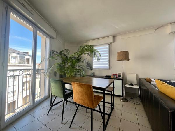 MAgnifique T2 Luminueux - Proche Place des Halles et Place Napoléon ( Place de la Résistance)