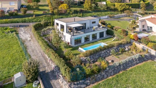 Villa 6 pièce(s) 4 chambre(s) 170 m²