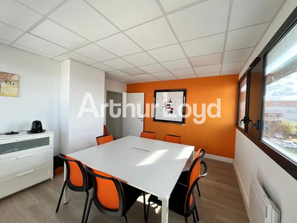 Plateau de bureaux - À Louer - Fleury-Sur-Orne