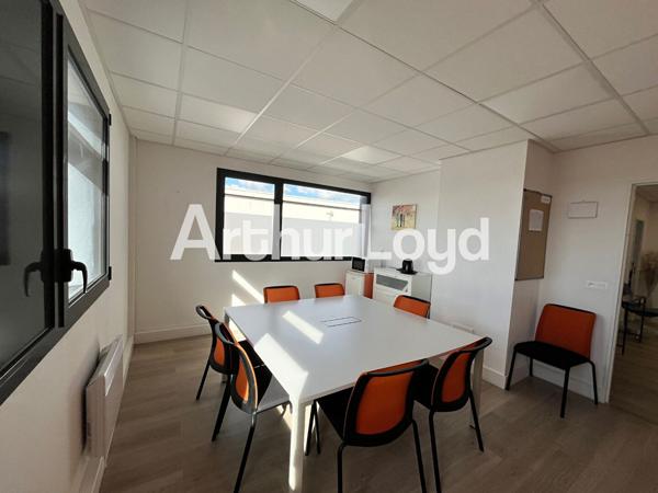 Plateau de bureaux - À Louer - Fleury-Sur-Orne