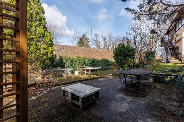 Maison individuelle pour domiciliation d'entreprise