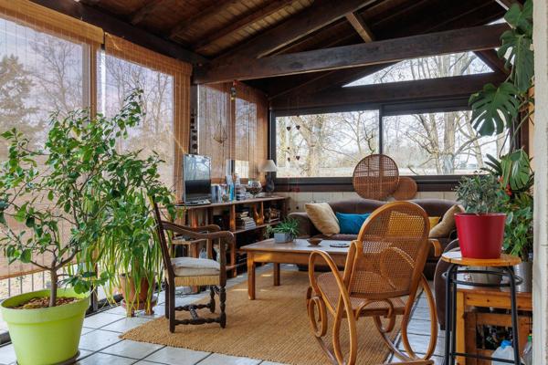 Maison individuelle pour domiciliation d'entreprise