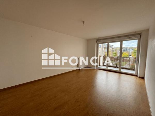 Location Appartement 3 pièces 64.65 m² - 6 PLACE KARINE RUBY Evreux 27000