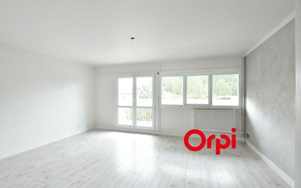 Appartement à vendre    3 pièces • 72,04 m2 Pierre-Bénite