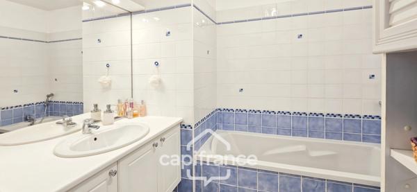 Appartement à vendre 4 pièces LA VALETTE DU VAR (83) Les Craus - Dernier étage -